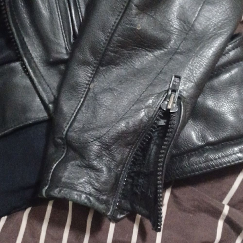 First Gear Leather Jacket - Picture 7 of 11